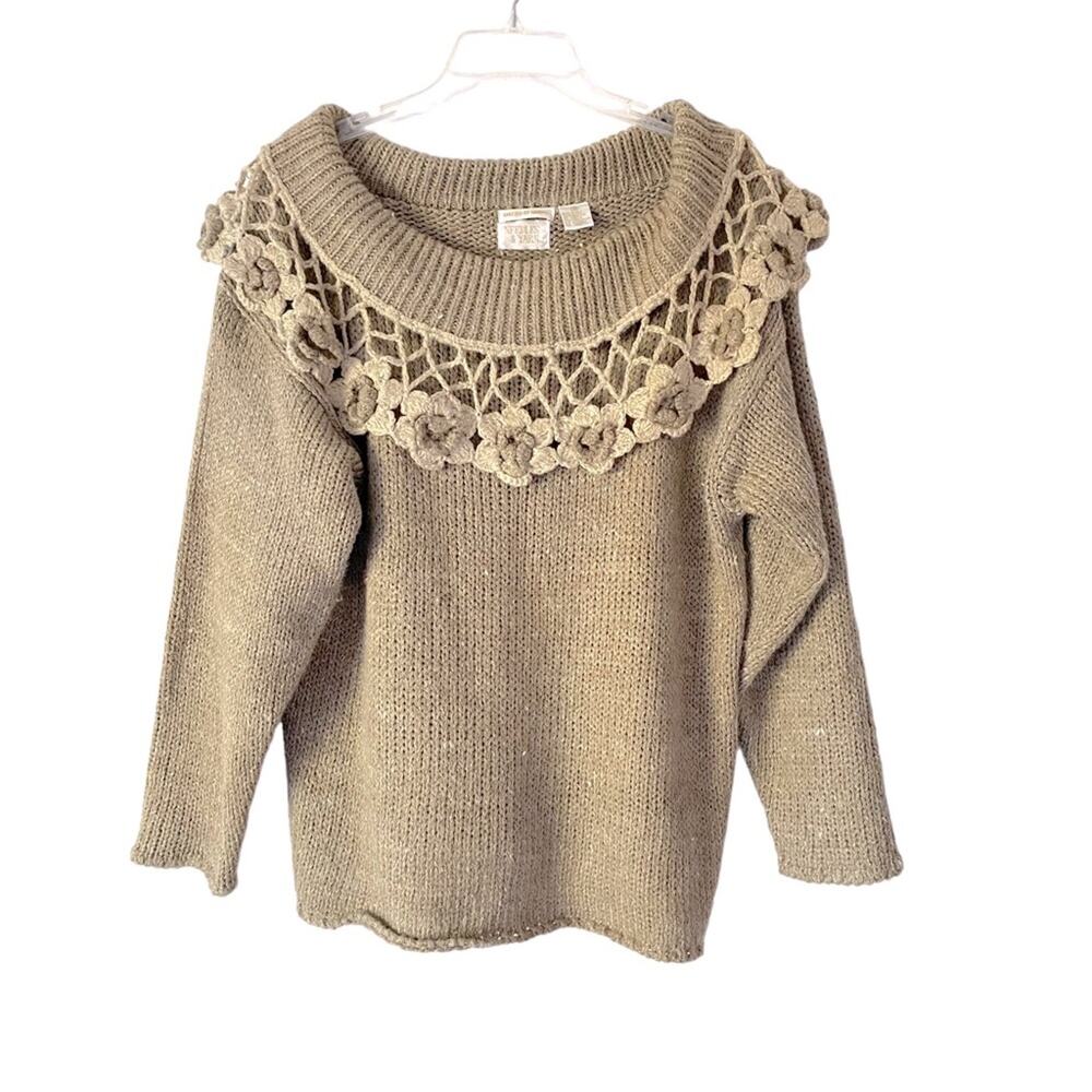 Needles & Yarn Crochet Flower Hand Knit Sage Green Tan Sweater Size Medium